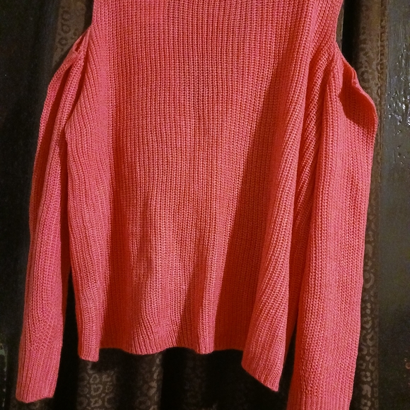 Sweater - Picture 2 of 3